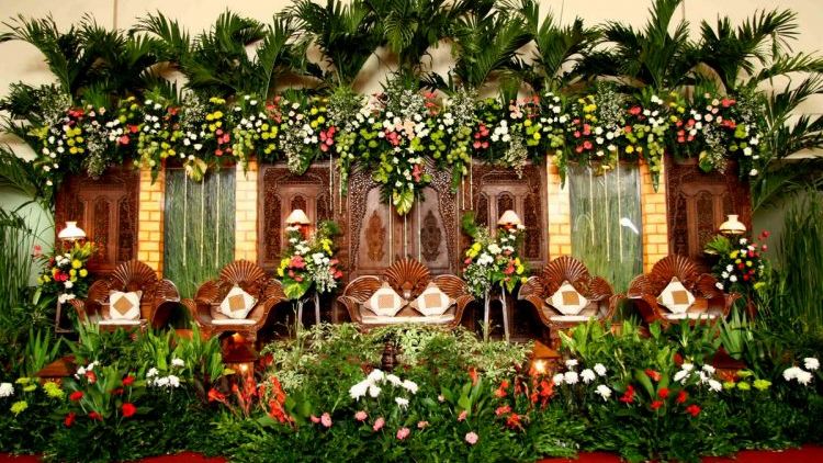 Inspirasi dekorasi pernikahan adat jawa, Sumber: hipwee.com