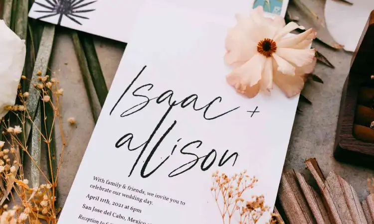 Undangan terbatas, Sumber: brides.com