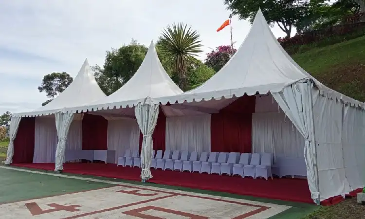 Tampilan tenda sarnafil, Sumber: gudangalatevent.com