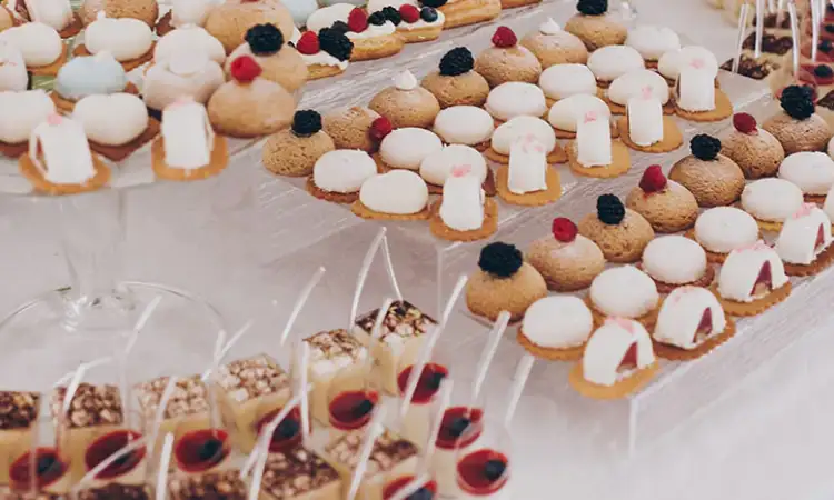 Menu dessert, Sumber: delifrance.com.sg