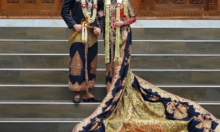 Pernikahan adat Madura, Sumber: weddingmarket.com