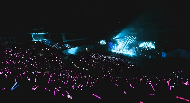 Tips memilih venue untuk konser, Sumber: pexels.com