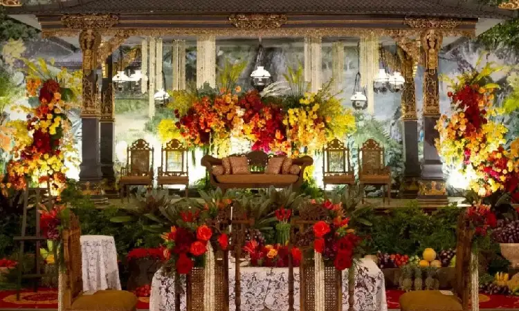 Konsep akad nikah tradisional modern, Sumber: weddingmarket.com