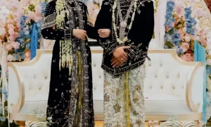 Domas pengantin jawa, Sumber: weddingmarket.com