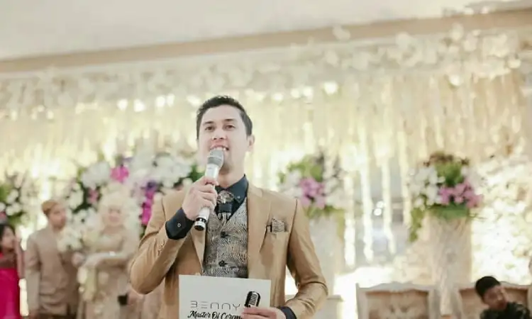 Jam terbang MC, Sumber: tigadaracatering.id