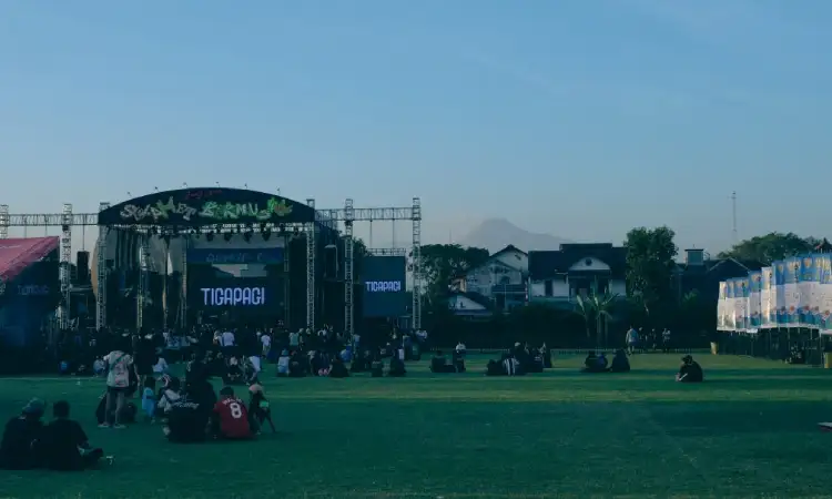 Lapangan Kenari, Sumber: pophariini.com