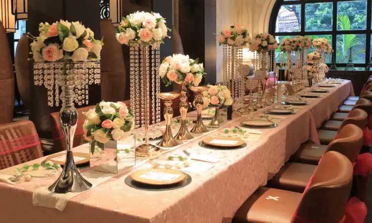 Intimate wedding dinner, Sumber: tangroup.id